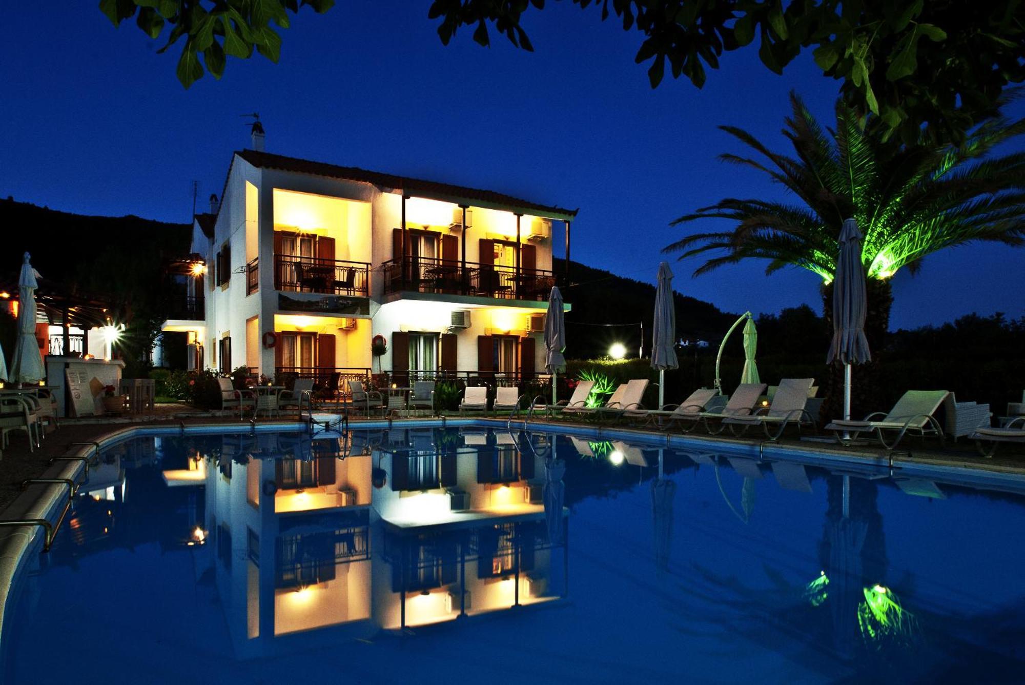 Pegasus Apartments Stafylos Exterior foto